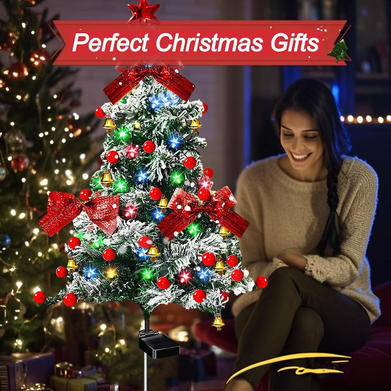 4-Pack solar Christmas tree lights for outdoor decoration, waterproof, small solar Christmas tree path lights, solar garden decorative pole lights, courtyard decoration with snow style, suitable for paths, lawns and terraces